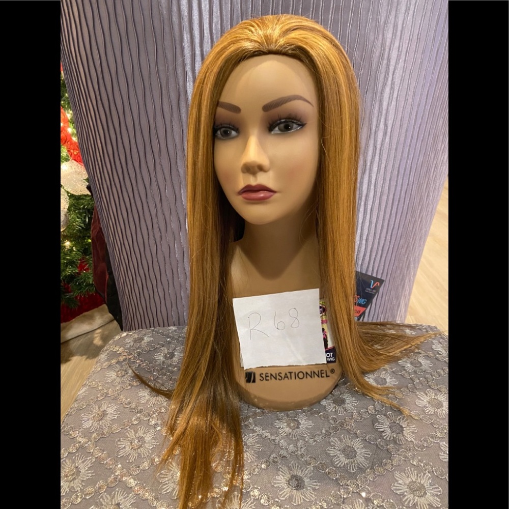 Straight silk long blonde golden wig